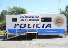 La municipalidad entregó una comisaría móvil y dos motos 0km a la policía de la provincia