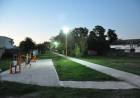 Con dos nuevas estaciones saludables se continúa mejorando el Paseo del Ferrocarril Mitre