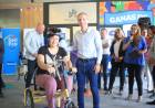 Bernarte entregó 5 bicicletas adaptadas a beneficiarios de la ciudad