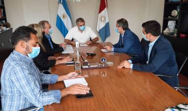 Bernarte se reunió con ministros provinciales