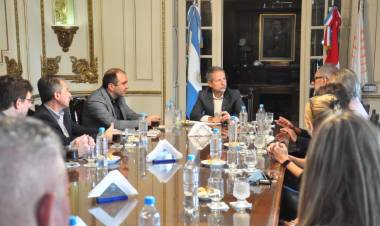 El intendente Bernarte recibió a su par italiano de Capriva del Friuli