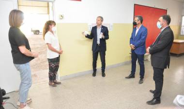 Más obras para la zona sur: Pavimentarán el acceso a la granja de Apadim