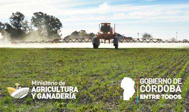 Organizan capacitaciones para operarios de agroquímicos del interior cordobés