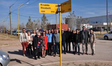 Tres nuevas calles del Parque Industrial llevan el nombre de empresarios de la ciudad