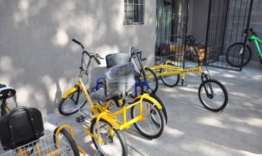 El municipio firmó un convenio para la adquisición de bicicletas adaptadas