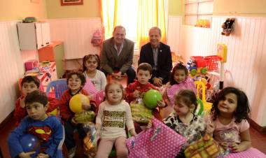 Bernarte celebró el Día de la Niñez con los niños de la Guardería Manuel Belgrano