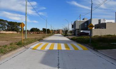 Obra de pavimento: se habilitó el tránsito en calle México entre Av. Primeros Colonizadores y calle Vélez Sarsfield