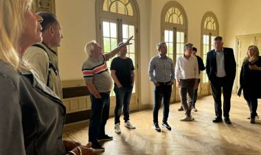 Los arquitectos Javier Correa y Enrique Zanni fueron distinguidos por la restauración del Palacio Tampieri