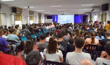 Comenzó un nuevo ciclo lectivo, a 55 años del nacimiento de nuestra Facultad Regional