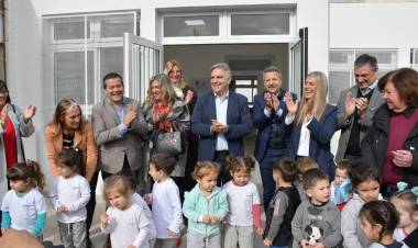 Llaryora inauguró importantes obras de infraestructura educativa y social en San Francisco