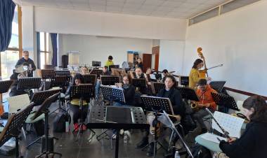 La Banda Sinfónica Municipal ofrecerá un concierto con artistas invitados de los Estados Unidos