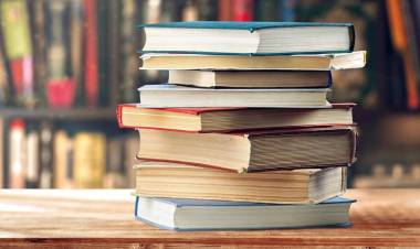 Convocatoria a editoriales: Educación inicia la selección de libros para escuelas secundarias