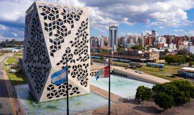 La Provincia oficializó el cobro de operativos por amenazas en escuelas: Se publicó el protocolo en el Boletín Oficial