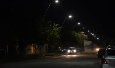 Barrio Bouchard completó su alumbrado público con luminarias LED