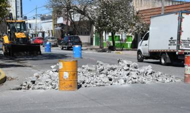 Sigue la reparación del Bv. Buenos Aires en el marco del Plan Integral de Arreglo de Calles