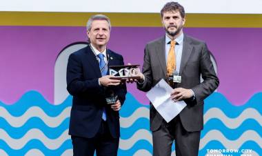 Bernarte disertó en la Smart City Expo China y San Francisco recibió un reconocimiento por su innovación