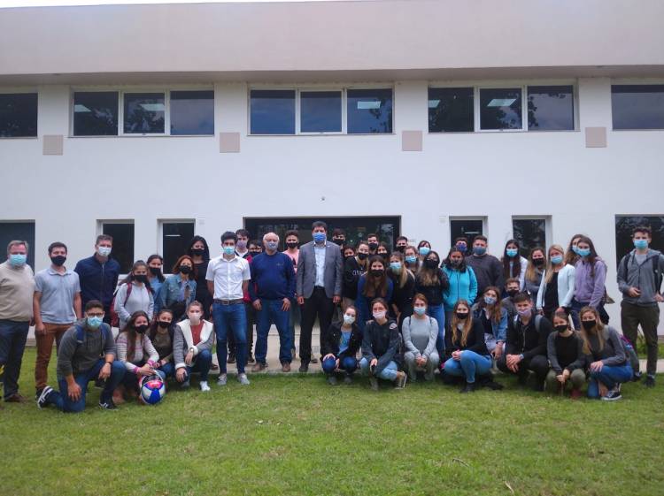 Estudiantes de la carrera Licenciatura Administración del CRES visitaron el Parque Industrial San Francisco