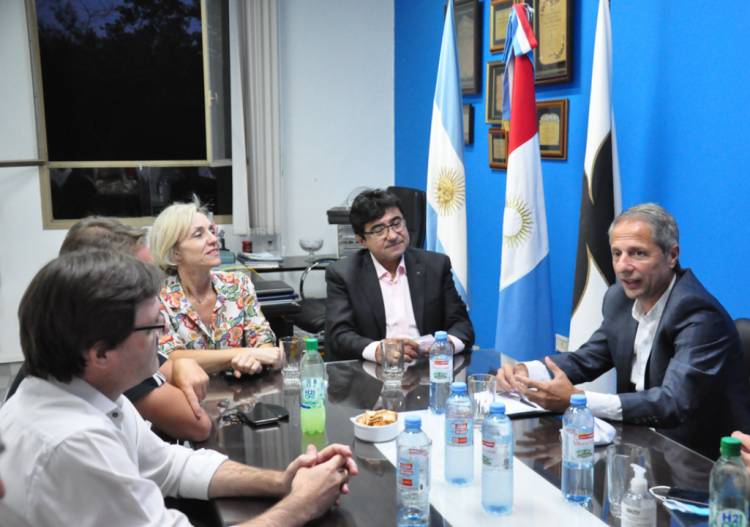 El municipio continúa reforzando lazos con el Polo Educativo local