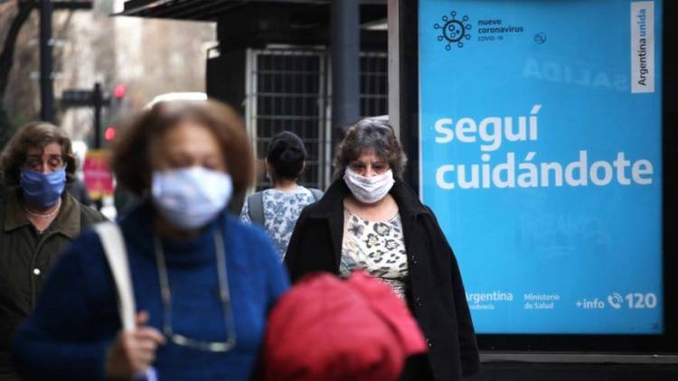 Eliminan el aislamiento en ámbito laboral para contactos estrechos