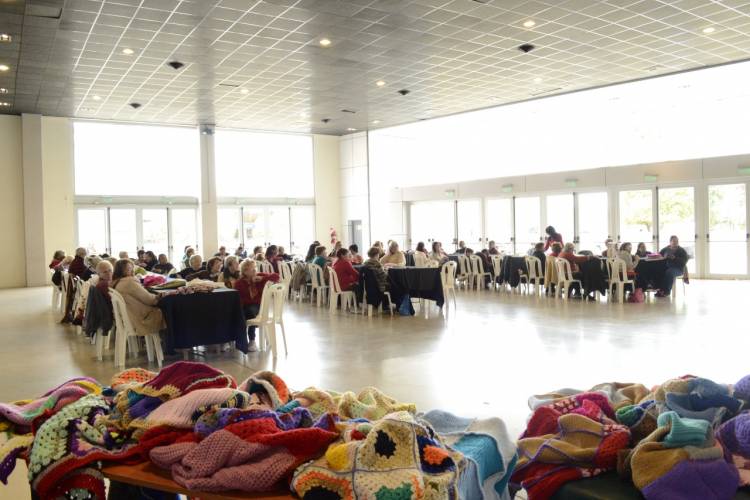 “Al frío le ponemos corazón”: la campaña finalizó con más de 400 confecciones