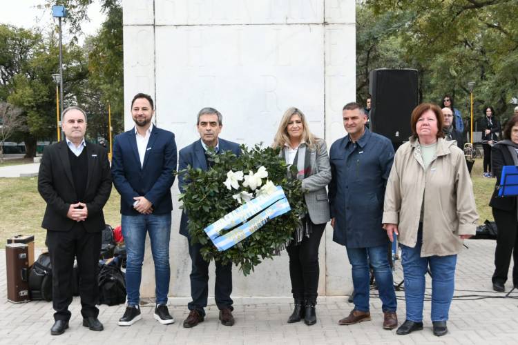 Se realizó el acto por el aniversario de la muerte del Gral. San Martín