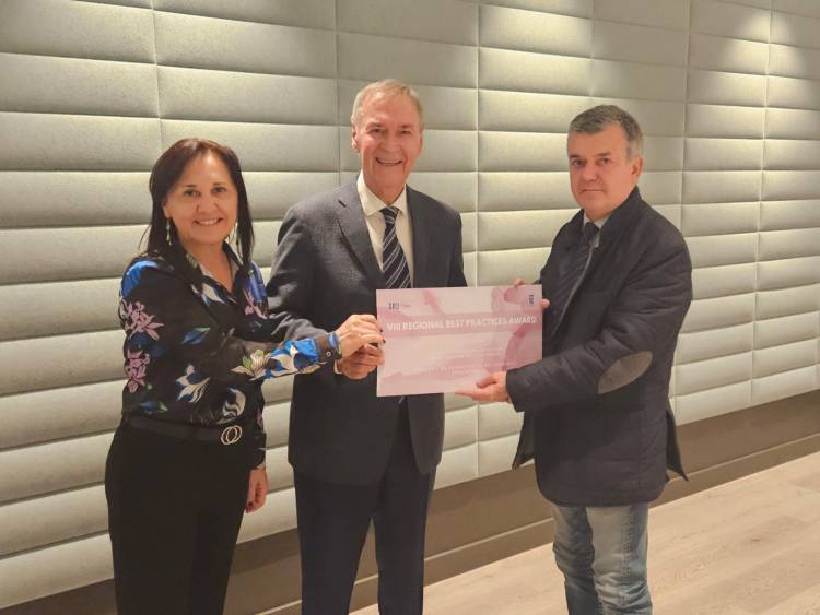 En España, la Provincia fue reconocida con el Premio de Buenas Prácticas de Oru Fogar y PNUD