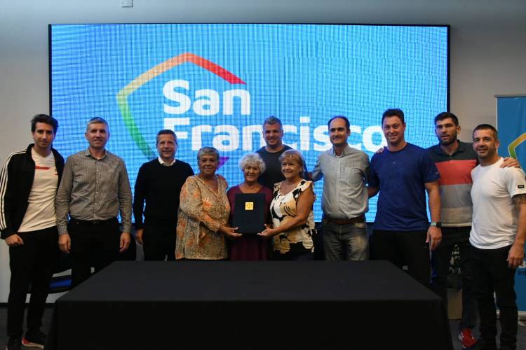 Escuela de Invierno de Adultos Mayores: Bernarte firmó un convenio de continuidad con el Club San Isidro 