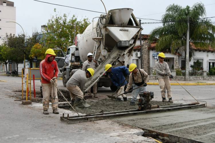 Continúa la primera etapa del Plan Integral de Bacheo 2024