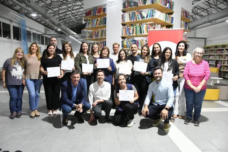 Se entregaron los certificados a los docentes que finalizaron el Taller de Videojuegos como Herramienta Pedagógica