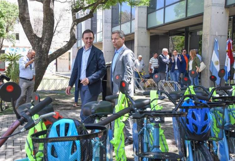 El programa “Re Circulando” entregó 50 bicicletas en San Francisco