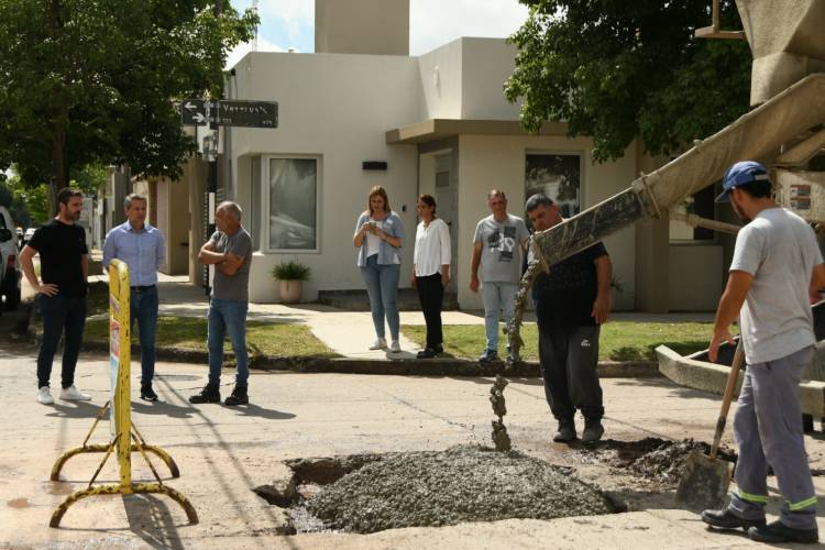 "La Muni en tu Barrio" llegó a Dos Hermanos con acciones para optimizar los servicios en el sector