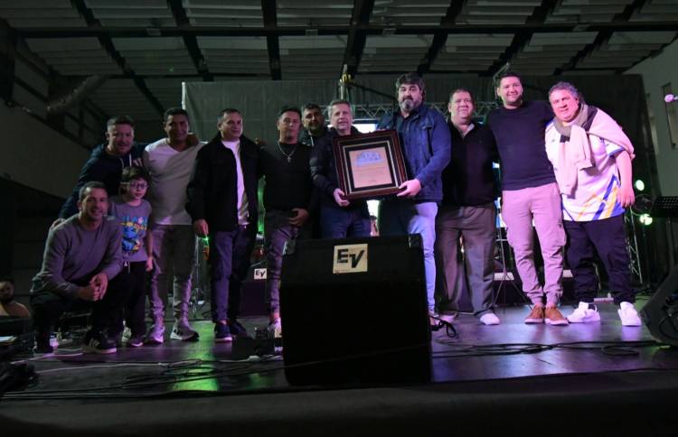El Club La Milka celebró su 90° aniversario con una gran fiesta en el Superdomo