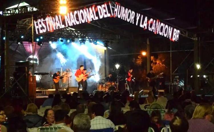  En Brinkmann se desarrolla el 22º Festival del Humor y la Canción