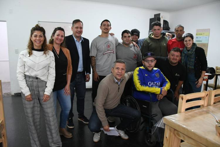 Bernarte recorrió el Taller Sentidos y destacó el proyecto de inclusión laboral
