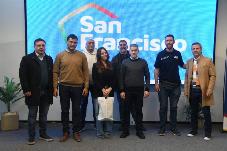 San Francisco fue la primera ciudad en recibir el Programa Aula Móvil de la Universidad Libre del Ambiente