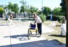 El municipio entregó una bicicleta adaptada al Hogar de ancianos Enrique J. Carrá