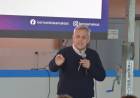 Con un importante marco de público Stamateas hablo de salud mental y bienestar emocional en el Superdomo