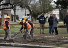 En la Plaza Sarmiento el municipio continúa con el plan de renovación de veredas