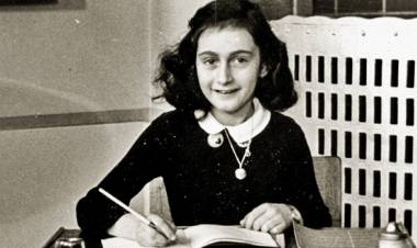Una edición completa e integrada del Diario de Ana Frank busca revalorizar su rol como escritora
