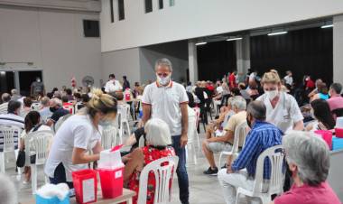 Con gran éxito se desarrolló un nuevo operativo de vacunación de refuerzo