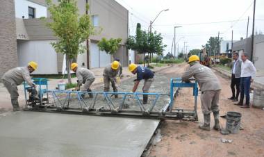 Pavimentación: Comenzaron los trabajos de la segunda etapa en Bº Independencia