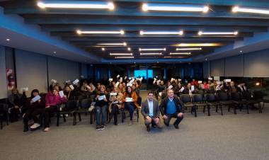 54 emprendedores locales accedieron al Programa Municipal de Microcréditos
