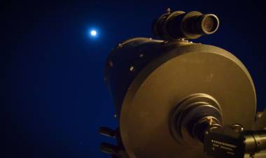 En septiembre, desde el Observatorio de la UTN se podrán ver la Luna, Saturno y diversos objetos estelares