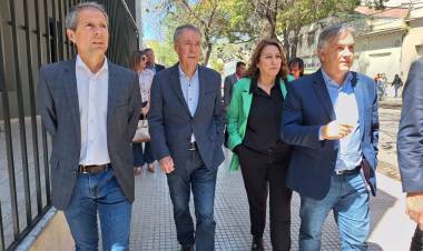 Bernarte acompañó a Schiaretti en su recorrido de campaña por Santa Fe