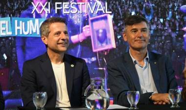 Bernarte presentó la XXI edición del Festival del Humor, la Buena Mesa y la Canción en la capital cordobesa