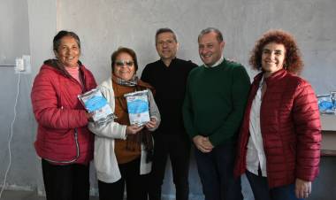 Planta Elaboradora de Medicamentos: se realizó la primera entrega de leche fortificada en la ciudad