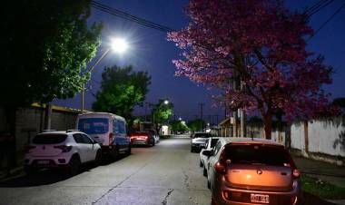 El barrio La Florida ya cuenta con luces LED en su alumbrado público