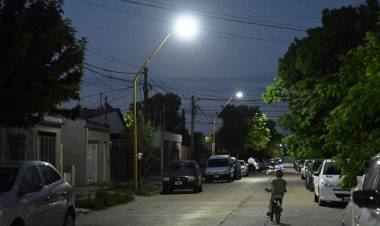 Con la habilitación en barrio Vélez Sarsfield San Francisco amplía su cobertura con luminarias LED
