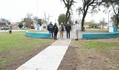 Culminaron las tareas de renovación de veredas en la Plaza Sarmiento