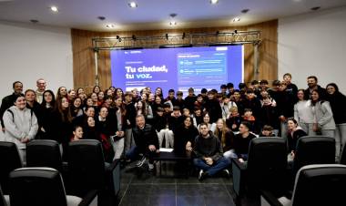 Alumnos de 2º año presentaron proyectos a través de la plataforma de Co-Creación para intervenir el Jardín Botánico